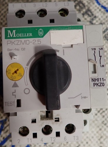 Moeller motor protecting - moeller,
